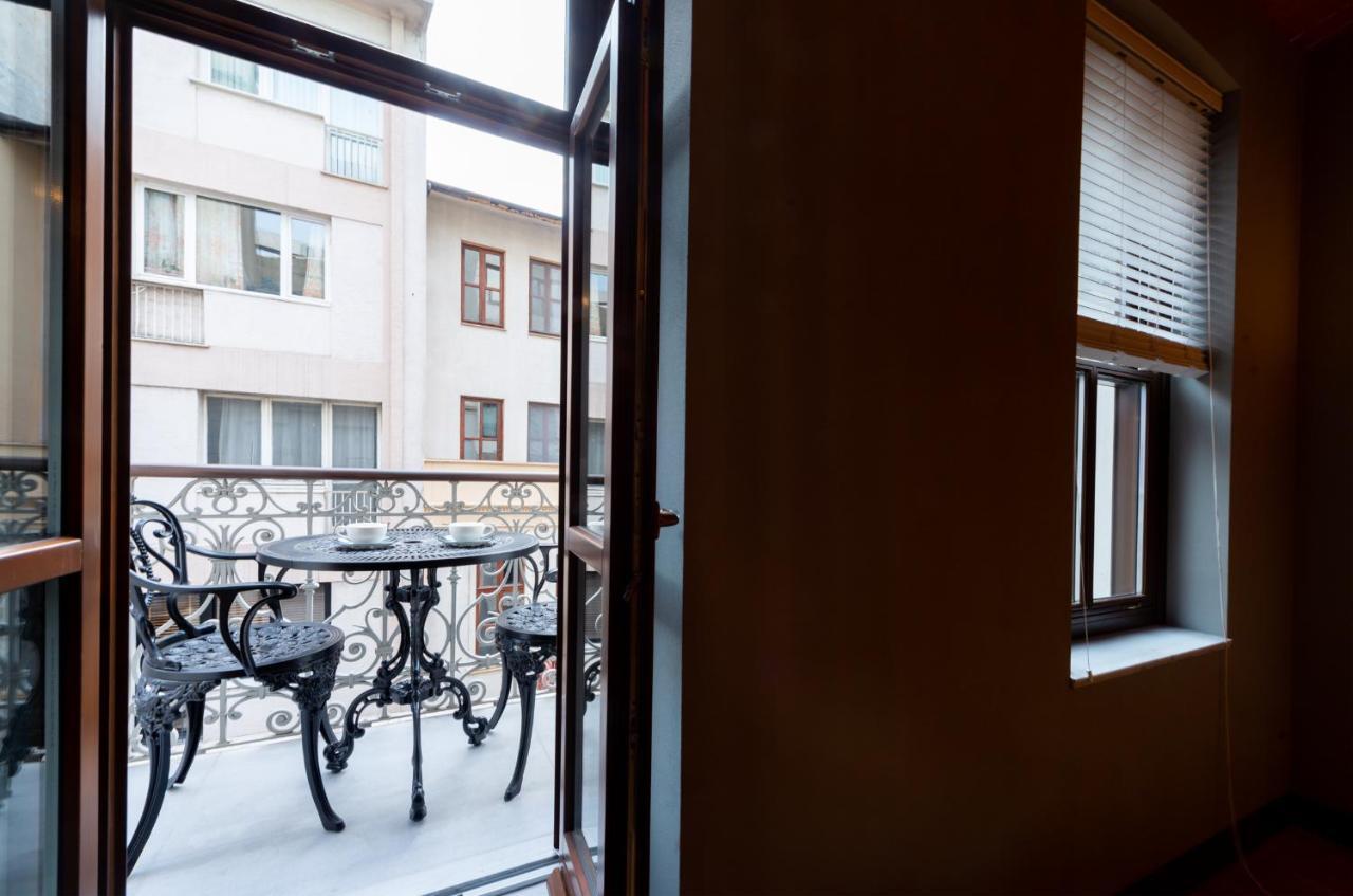 Art Pera Suites Istanbul Bagian luar foto