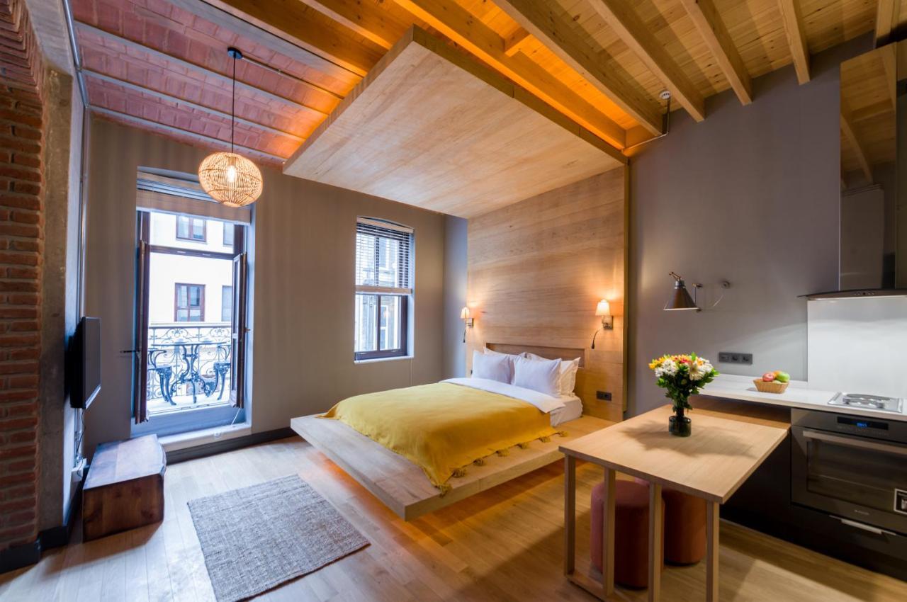 Art Pera Suites Istanbul Bagian luar foto